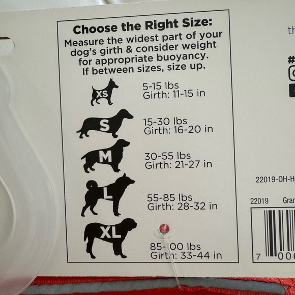 NEW with tags.  Outward Hound dog jacket. Size small. - Picture 5 of 5